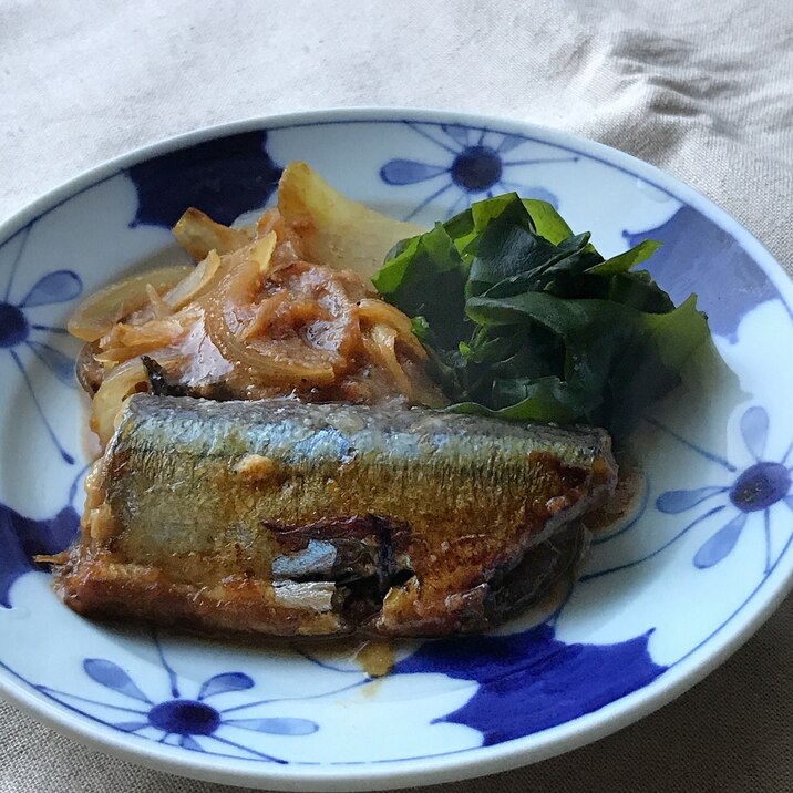 秋刀魚の胡麻味噌煮